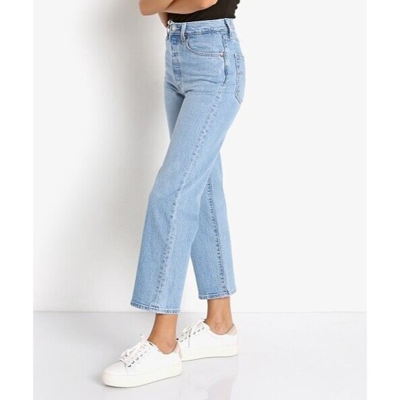 Levi's Ribcage light blue jeans 24 - Picture 7 of 14